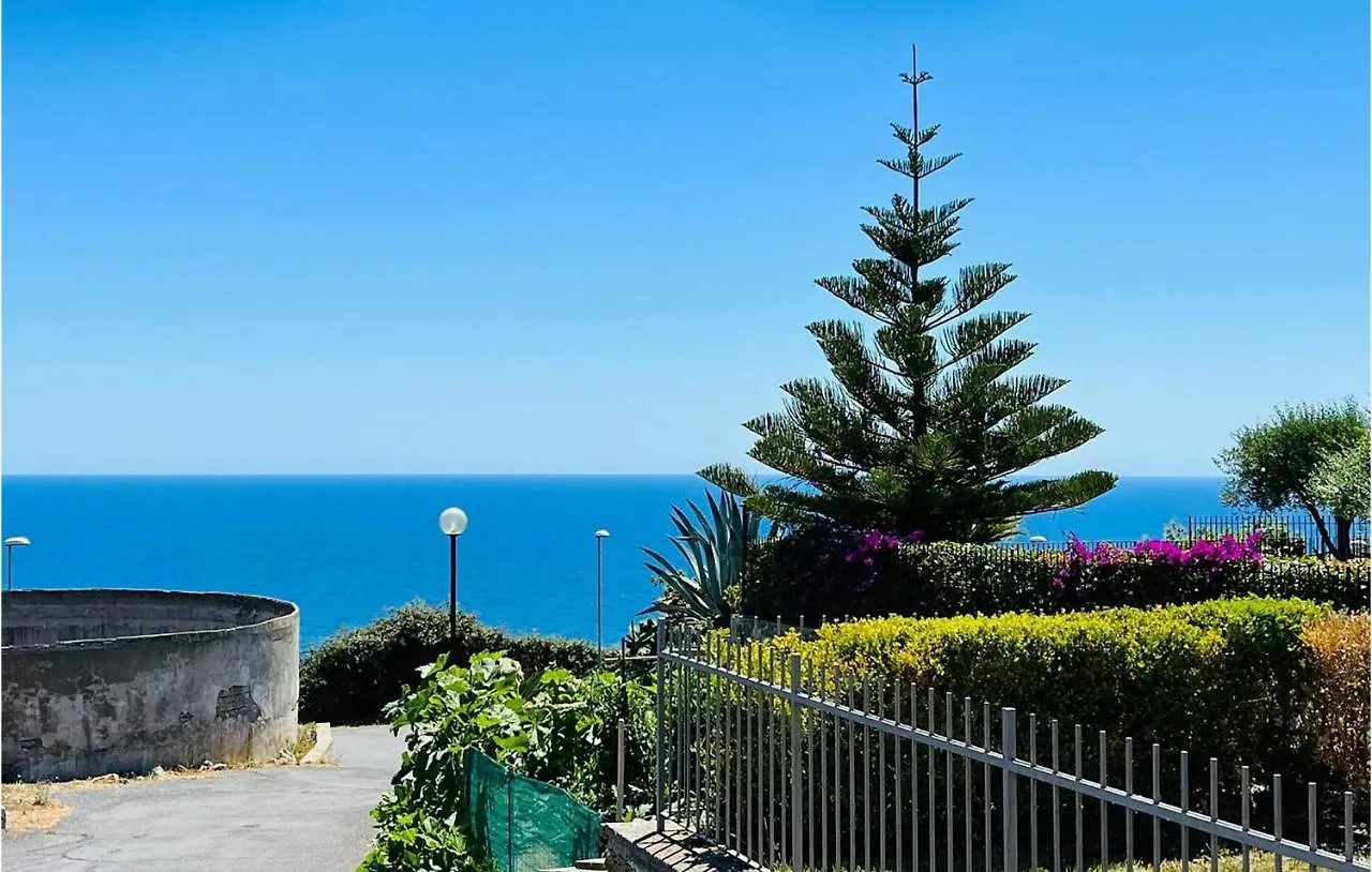 Nice Home In San Lorenzo Al Mare With Wifi Itália