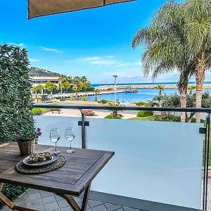 Apartment Meraki - 30 M Dal Mare, Vista Mare, Wifi E Parcheggio Coperto Gratuito - A, San Lorenzo al Mare
