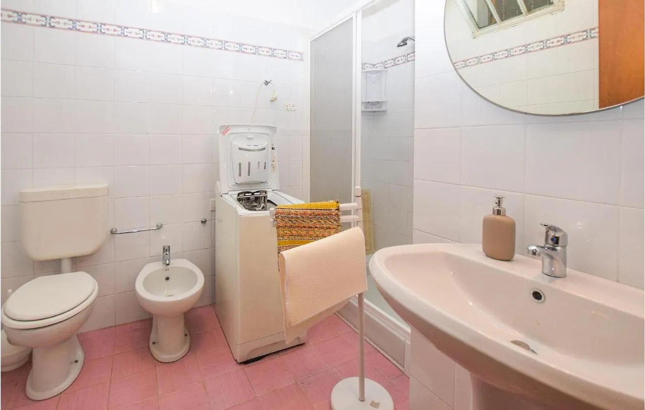 Nice Home In San Lorenzo Al Mare With Wifi Holiday home