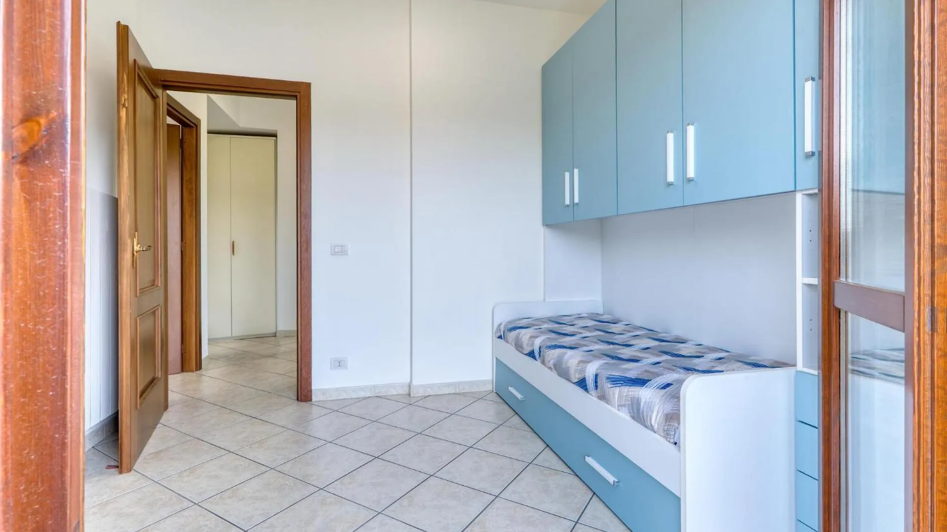 Nice Home In San Lorenzo Al Mare With Wifi Holiday home
